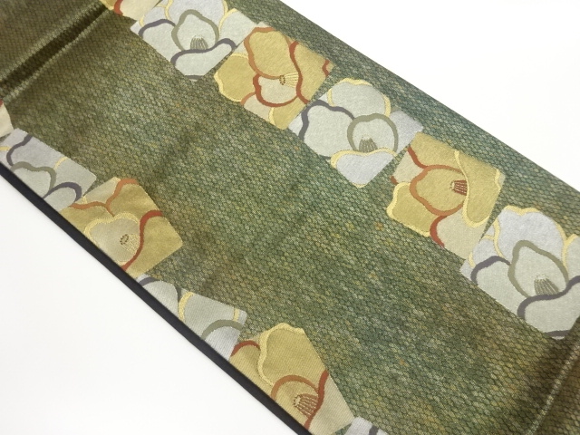 引箔色紙に椿模様織出し袋帯